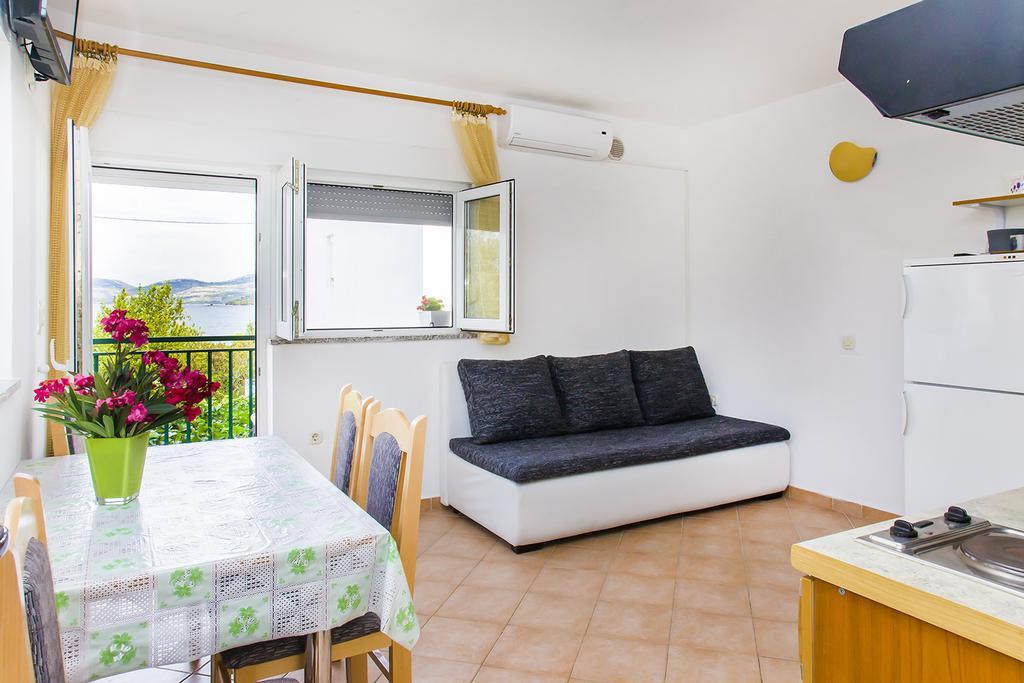 Apartments Zovko Drače エクステリア 写真