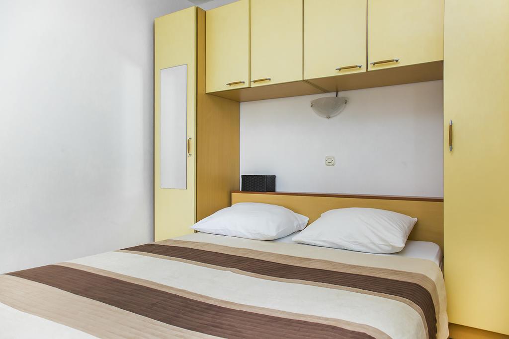 Apartments Zovko Drače エクステリア 写真