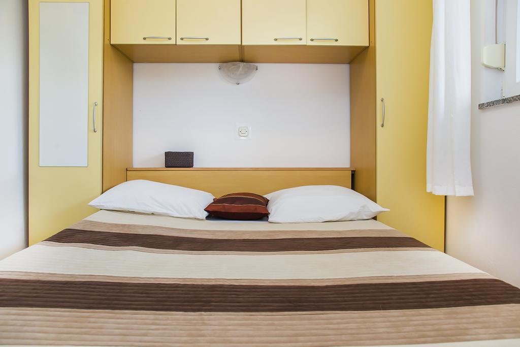 Apartments Zovko Drače エクステリア 写真