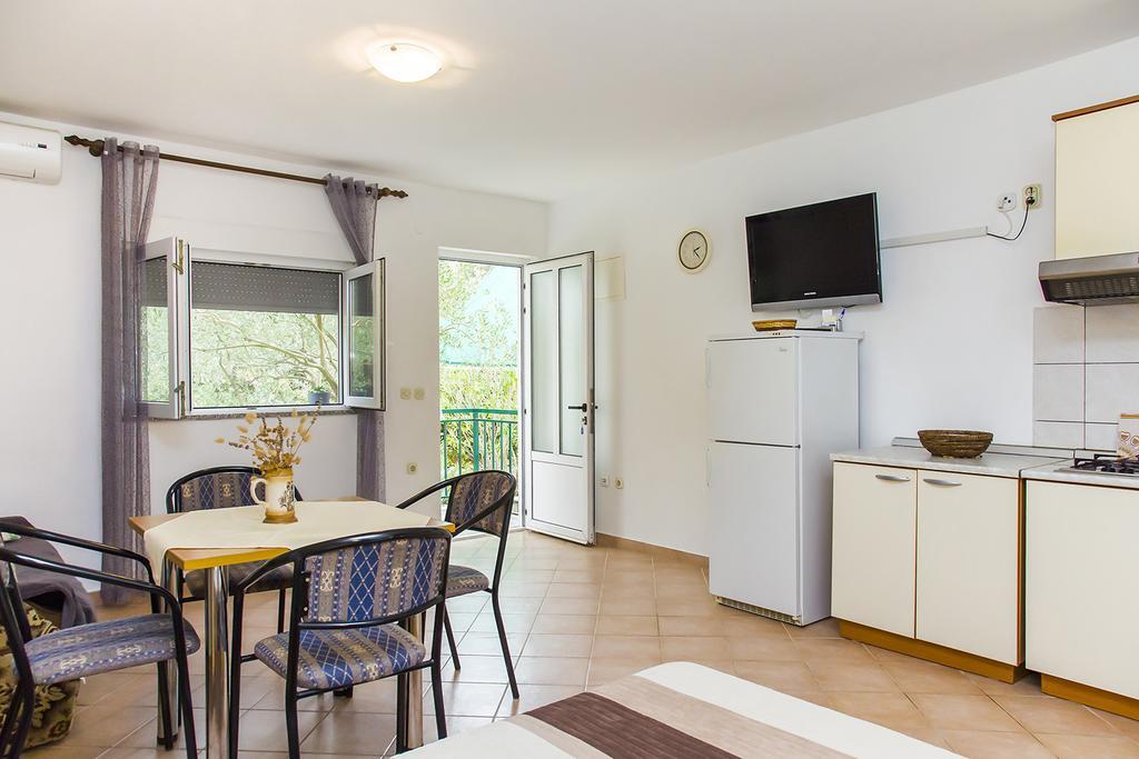 Apartments Zovko Drače エクステリア 写真